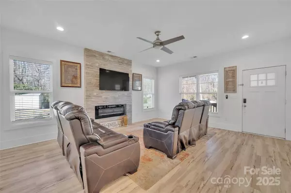 293 Blanche CIR, Rock Hill, SC 29730