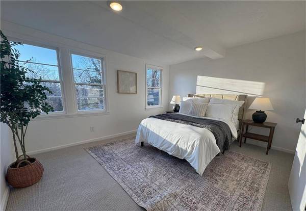 3816 N Flora AVE, Kansas City, MO 64116