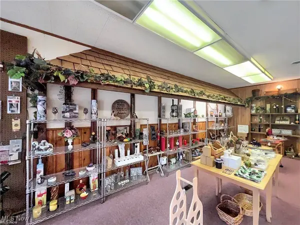 830 Main St, Follansbee, WV 26037