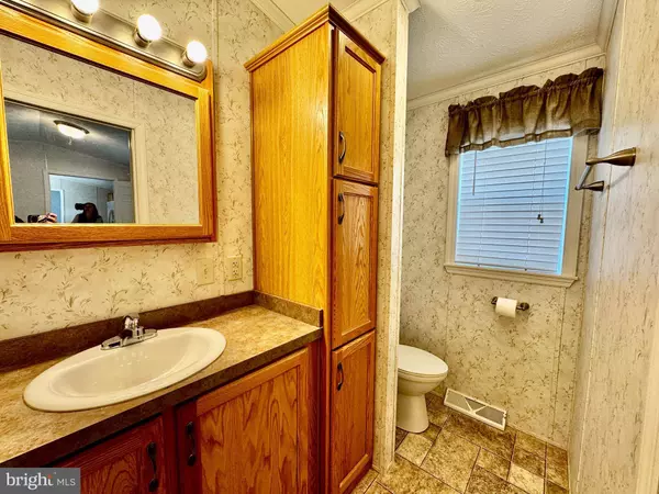 1035 PINE CIR, Telford, PA 18969