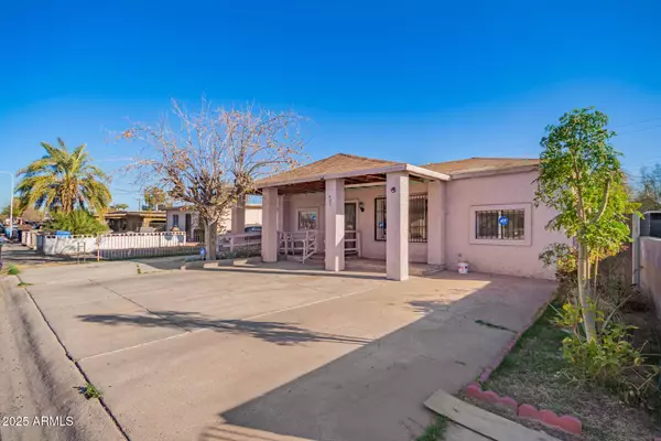 637 W ATLANTA Avenue, Phoenix, AZ 85041