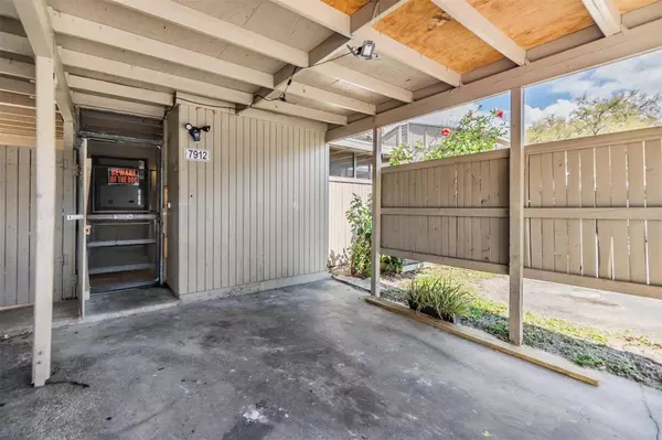 7912 TANGERINE DR, Temple Terrace, FL 33637