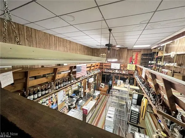 830 Main St, Follansbee, WV 26037