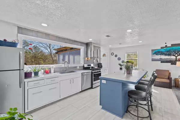 74 Downs St., Lumberton, MS 39455