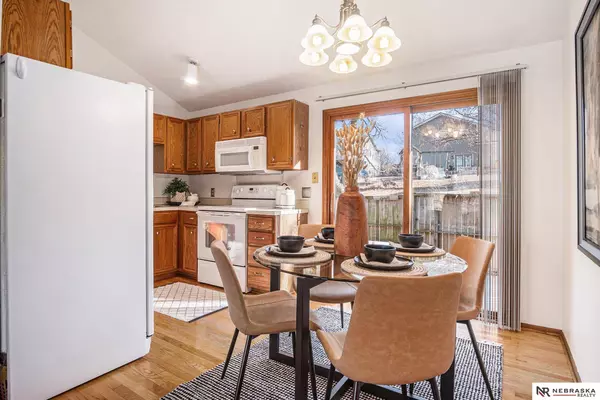 12949 Laurel Avenue, Omaha, NE 68164