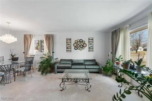 447 Center RD, Bedford, OH 44146