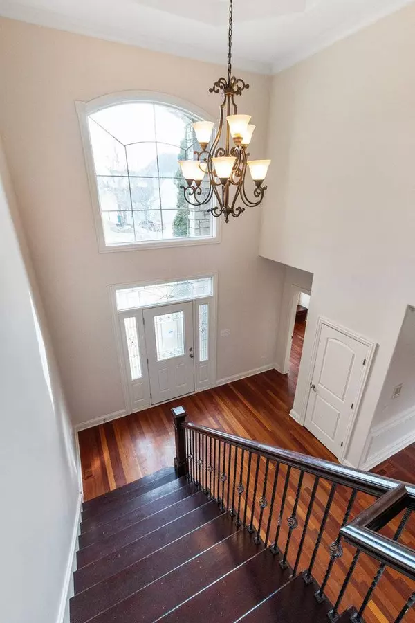 12644 Thornberry Drive, Lemont, IL 60439