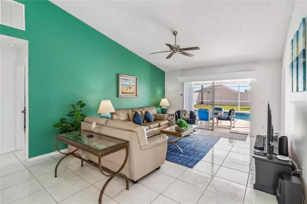 7706 WATER OAK CT, Kissimmee, FL 34747