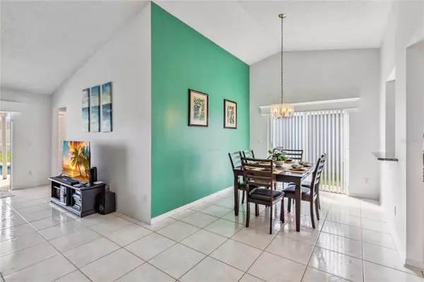 7706 WATER OAK CT, Kissimmee, FL 34747