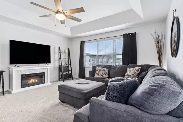 12636 S Talbot CIR, Plainfield, IL 60585