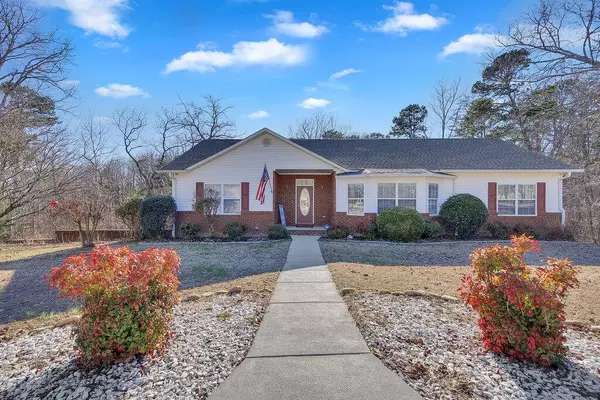 946 Tommie LN, Soddy-daisy, TN 37379