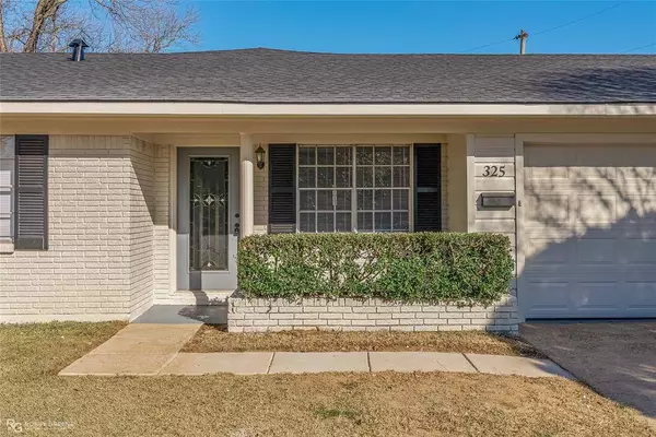 325 Phoenix Drive, Shreveport, LA 71103