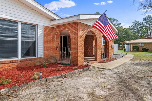 5 Ponce De Leon Road, Crestview, FL 32539