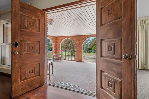 5 Ponce De Leon Road, Crestview, FL 32539