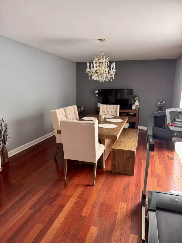 3514 PORTSMOUTH DR, Zion, IL 60099