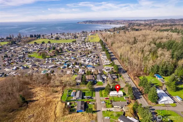 4684 Sunburst DR, Blaine, WA 98230