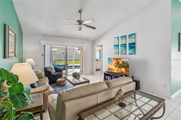 7706 WATER OAK CT, Kissimmee, FL 34747