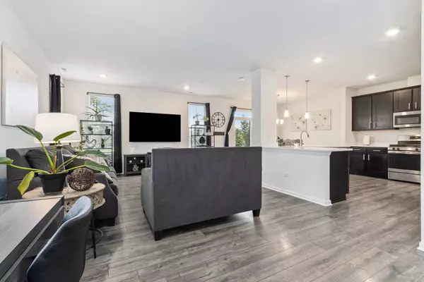 12636 S Talbot Circle, Plainfield, IL 60585