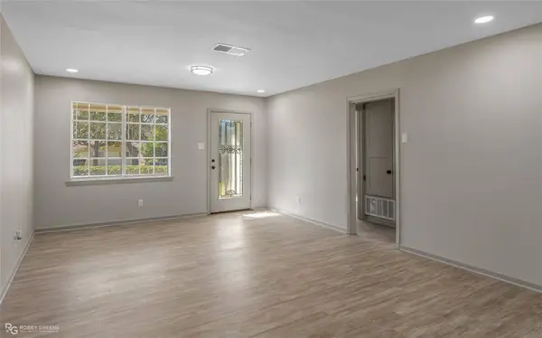 325 Phoenix Drive, Shreveport, LA 71103