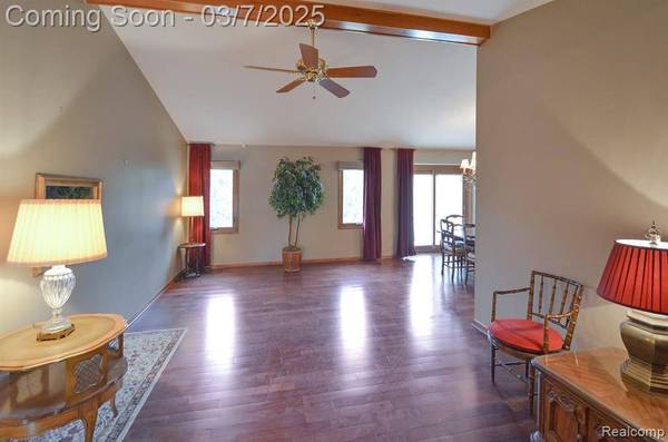 41420 Anthony Drive, Clinton Township, MI 48038