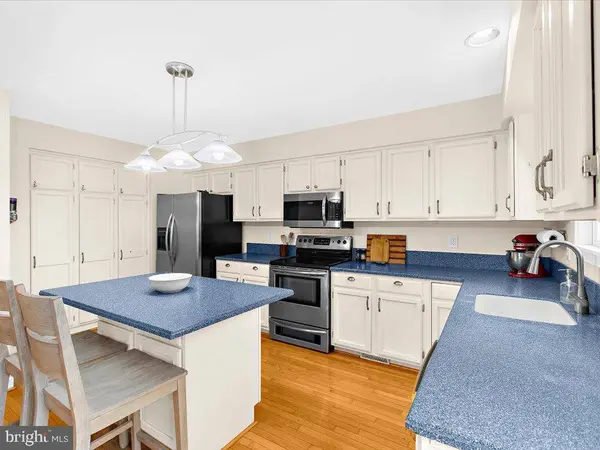 1560 RITCHIE LN, Annapolis, MD 21401