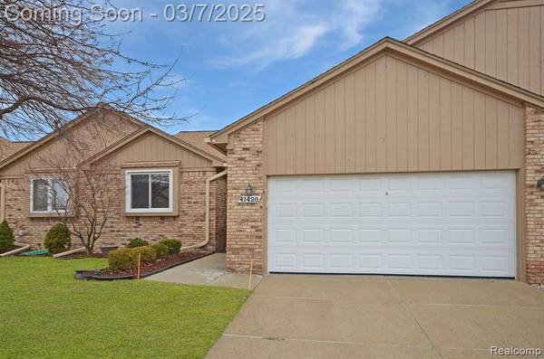 41420 Anthony Drive, Clinton Township, MI 48038