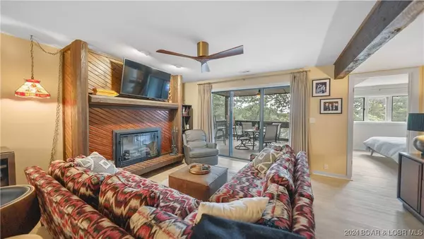 5940 Baydy Peak RD #1211, Osage Beach, MO 65065