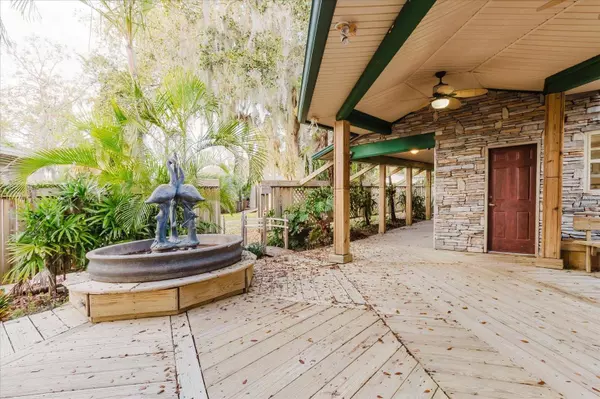 680 GEORGE ST S, Tarpon Springs, FL 34688