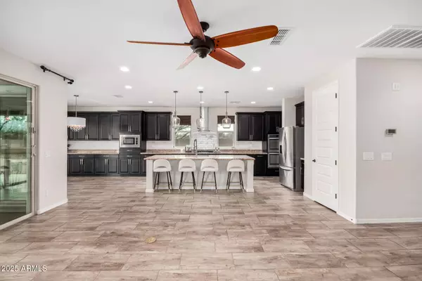 4187 N 183RD Drive, Goodyear, AZ 85395