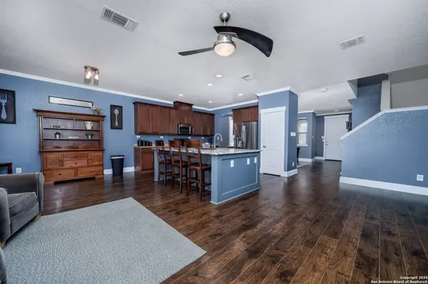 137 Hinge Iron, Cibolo, TX 78108