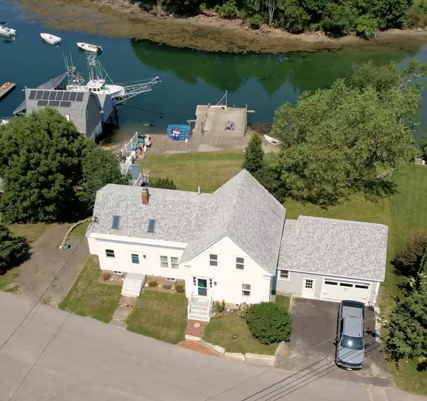 232 Ash Point RD, Harpswell, ME 04079
