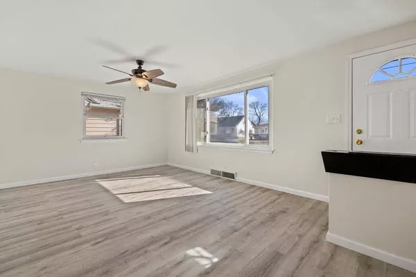 2008 28th STREET, Kenosha, WI 53140