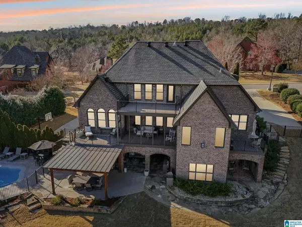 1249 LAKE TRACE COVE, Hoover, AL 35244