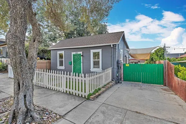 1921 L St., San Diego, CA 92102