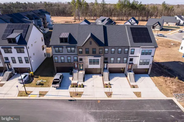 604 LAKEMONT DR, Glen Burnie, MD 21060