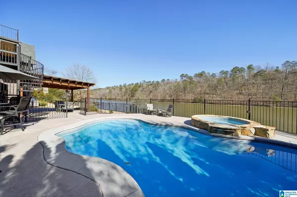 1249 LAKE TRACE COVE, Hoover, AL 35244