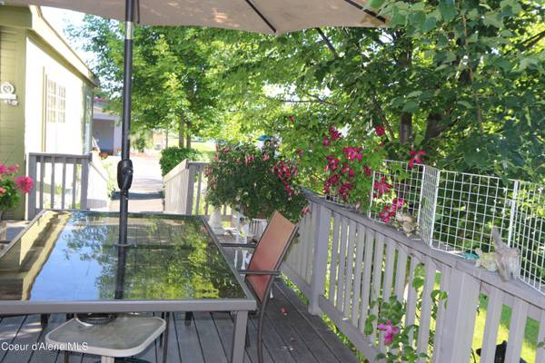 2270 W Pellinore Way, Post Falls, ID 83854