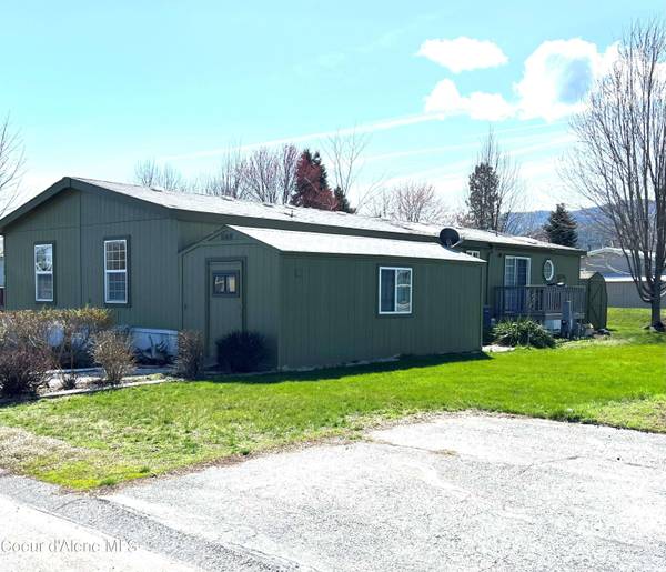 2270 W Pellinore Way, Post Falls, ID 83854