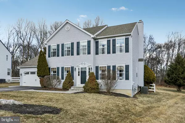 209 PULLMAN CIR, Coatesville, PA 19320