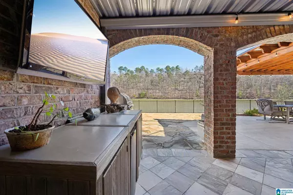 1249 LAKE TRACE COVE, Hoover, AL 35244