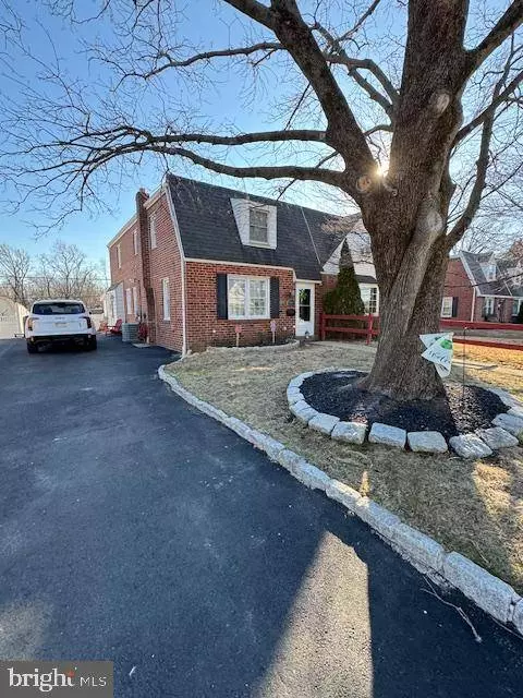 8635 FERNDALE ST, Philadelphia, PA 19115