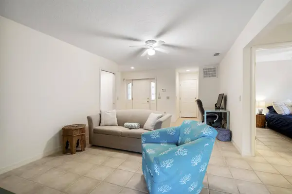 5172 Medoras Ave, St Augustine, FL 32080