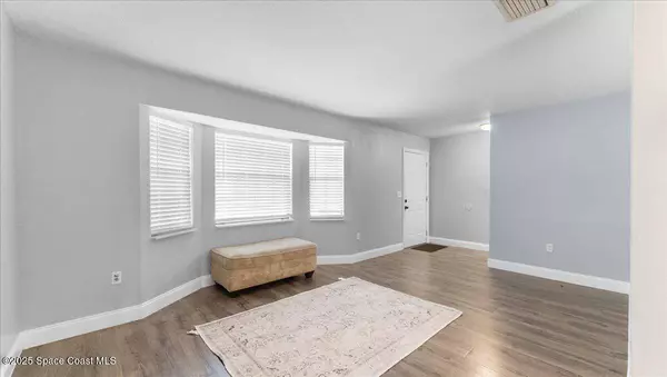 529 Wicker RD SW, Palm Bay, FL 32908