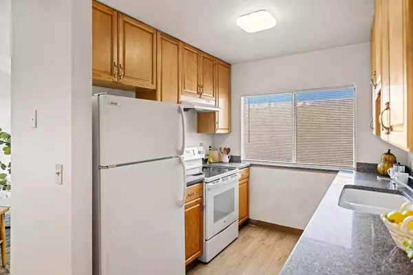 1532 Caceras CIR, Salinas, CA 93906