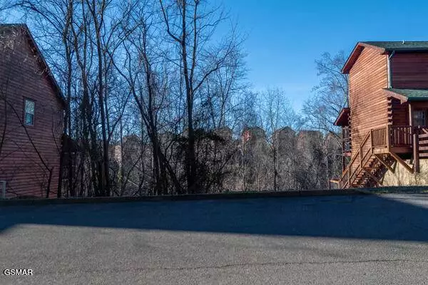 636 Stockton DR, Sevierville, TN 37876