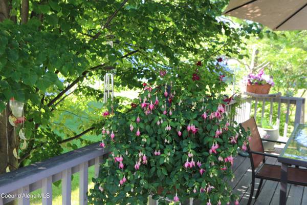 2270 W Pellinore Way, Post Falls, ID 83854