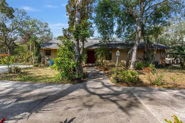 2918 HARDY AVE, New Smyrna Beach, FL 32168