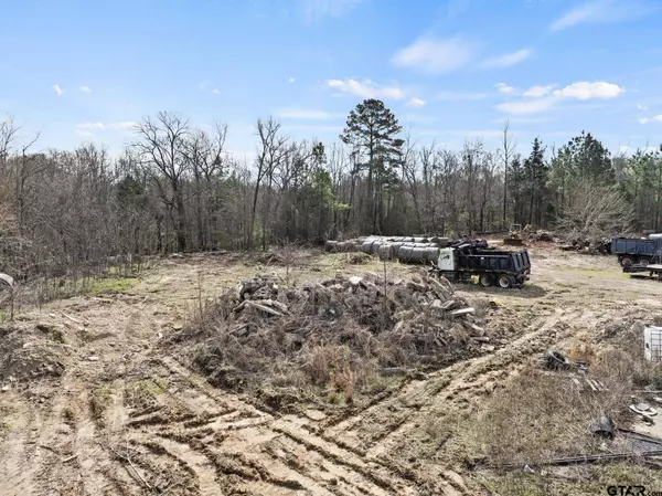 760 E 16th, Mt Pleasant, TX 75455