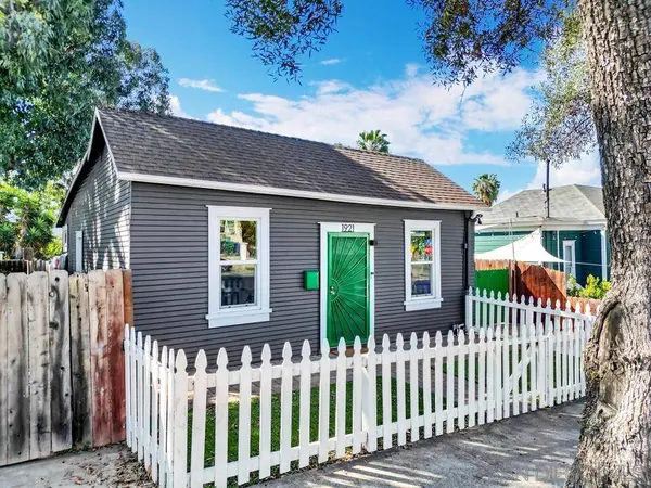 1921 L St., San Diego, CA 92102