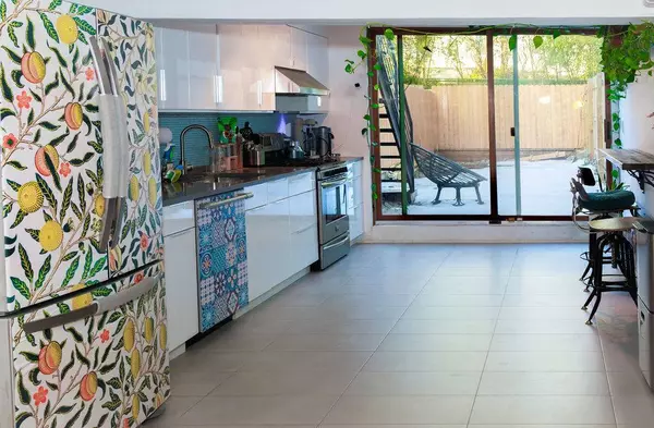 399 Prospect Avenue, Brooklyn, NY 11215